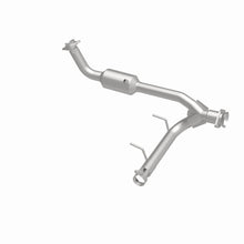 Load image into Gallery viewer, MagnaFlow Conv Direct Fit 05-06 Lincoln Navigator 5.4L w/ 3in Main Piping