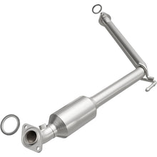 Cargar imagen en el visor de la galería, MagnaFlow Direct-Fit SS Catalytic Converter 05-06 Toyota Tundra 4.0L V6