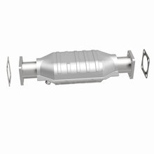 Cargar imagen en el visor de la galería, MagnaFlow Conv DF Chevrolet-Isuzu 82 8