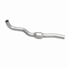 Cargar imagen en el visor de la galería, MagnaFlow Conv DF 06- GM Silv/Sierra 6.6L