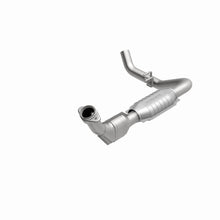 Load image into Gallery viewer, MagnaFlow Conv DF 99-00 Ford Trucks 5.4L