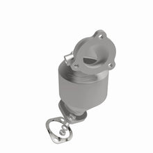 Cargar imagen en el visor de la galería, MagnaFlow Conv Direct Fit OEM 13-15 Hyundai Veloster 1.6L Underbody