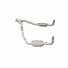 Cargar imagen en el visor de la galería, MagnaFlow Conv DF 97 Land Rover Defender 90 4.0L Y-Pipe Assy / 96-99 Discovery 4.0L Y-Pipe Assy