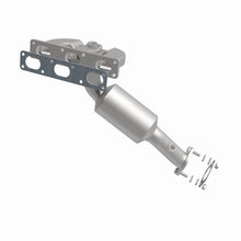 Cargar imagen en el visor de la galería, MagnaFlow Conv DF BMW 01-05 325 2.5L / 01-05 330 3.0L / 01-02 Z3 2.5L/3.0L California - Rear