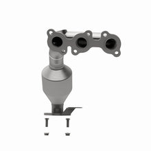 Cargar imagen en el visor de la galería, MagnaFlow Conv DF 08-09 Toyota Highlander 3.3L