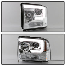 Cargar imagen en el visor de la galería, Spyder 05-07 Ford F250/350/450 SD Ver 2 Proj Headlights - Light Bar DRL - Black PRO-YD-FS05V2-LB-C