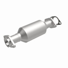 Cargar imagen en el visor de la galería, MagnaFlow Conv DF California Grade 87-90 Mitsubishi Van 2.4L