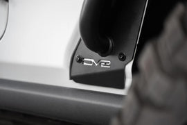 DV8 Offroad 20-23 Jeep Gladiator JT Spec Series Guardabarros bengalas