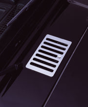 Cargar imagen en el visor de la galería, Rugged Ridge 98-06 Jeep Wrangler TJ Stainless Steel Cowl Vent Cover