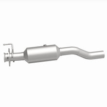 Cargar imagen en el visor de la galería, MagnaFlow 20-22 Ford F-350 Super Duty V8 7.3L Rear Underbody Direct Fit Catalytic Converter