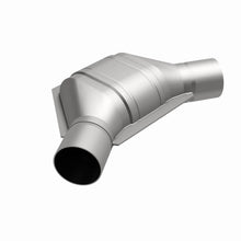 Cargar imagen en el visor de la galería, MagnaFlow Conv Univ 2 Angled In/Out