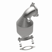 Cargar imagen en el visor de la galería, MagnaFlow Conv Direct Fit OEM 13-15 Hyundai Veloster 1.6L Underbody