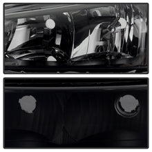Cargar imagen en el visor de la galería, Xtune Chevy Silverado 2500HD 03-06 Crystal Headlights w/ Bumper Lights HD-JH-CSIL03-AM-BSM-SET