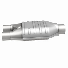 Cargar imagen en el visor de la galería, MagnaFlow Conv Univ 2inch Inlet/2.5inch Outlet Dual/Single Oval Shape