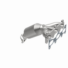 Cargar imagen en el visor de la galería, MagnaFlow Conv DF 05-08 Kia Sportage 2.7L Passenger Side