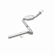 Cargar imagen en el visor de la galería, MagnaFlow Conv DF 03-06 Silverado SS Driver Side