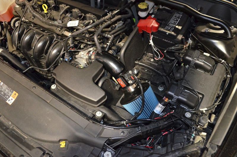 Injen 13-20 Ford Fusion 2.5L 4Cyl Entrada de Ram corta pulida con MR Tech y escudo térmico