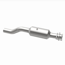Cargar imagen en el visor de la galería, MagnaFlow 20-22 Ford F-350 Super Duty V8 7.3L Rear Underbody Direct Fit Catalytic Converter