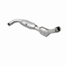 Cargar imagen en el visor de la galería, MagnaFlow Conv DF 99-00 Ford F-150 4.2L 50S