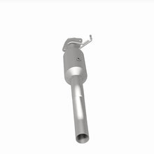 Cargar imagen en el visor de la galería, MagnaFlow 20-22 Ford F-350 Super Duty V8 7.3L Rear Underbody Direct Fit Catalytic Converter