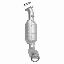 Cargar imagen en el visor de la galería, MagnaFlow Conv DF 04-07 Cadillac CTS 2.8L/3.6L Driver Side