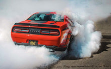 Cargar imagen en el visor de la galería, MagnaFlow 2016 Chevy Camaro 6.2L V8 Eje de carrera trasero con puntas pulidas cuádruples