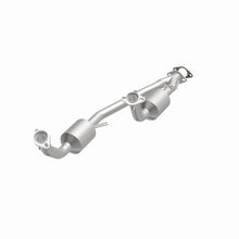 Cargar imagen en el visor de la galería, MagnaFlow Conv DF California Grade 1995 Ford Windstar