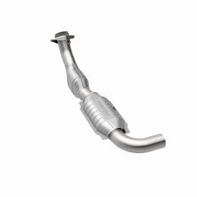 Cargar imagen en el visor de la galería, MagnaFlow Conv DF 01 Ford Trucks 4.6L