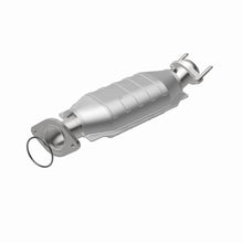 Cargar imagen en el visor de la galería, MagnaFlow Conv DF 05-07 Ford Freestyle 3.0L