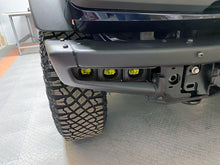 Cargar imagen en el visor de la galería, ORACLE Lighting 21-22 Ford Bronco Triple LED Fog Light Kit for Steel Bumper - Yellow SEE WARRANTY