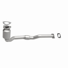 Cargar imagen en el visor de la galería, MagnaFlow Conv DF 02-03 Saturn Vue 3.0L Front