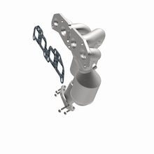 Cargar imagen en el visor de la galería, MagnaFlow OEM Grade 07-12 Nissan Sentra L4-2.5LGAS Direct Fit Federal Catalytic Converter