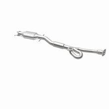 Cargar imagen en el visor de la galería, Magnaflow Conv DF 2010-2012 LaCrosse V6 3 3.6 OEM Underbody