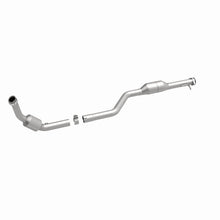 Cargar imagen en el visor de la galería, MagnaFlow Conv DF 99-02 Mercedes SL500 5.0L
