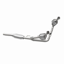 Cargar imagen en el visor de la galería, MagnaFlow Conv DF 00-03 Dodge Dakota 3.9L