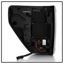 Cargar imagen en el visor de la galería, Spyder 21-23 Ford F150 (Factory Halogent) Light Bar LED Tail Lights - Black (ALT-YD-FF15021HAL-BK)