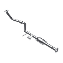 Cargar imagen en el visor de la galería, MagnaFlow Conv DF 01-02 GM Caval/Sunfire 2.2L