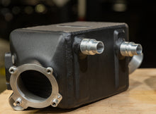 Cargar imagen en el visor de la galería, Kit de intercooler Mishimoto 12-16 BMW F10 M5 (negro arrugado)