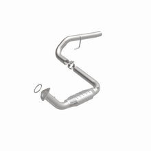 Cargar imagen en el visor de la galería, MagnaFlow Conv DF 03-06 Silverado SS Driver Side