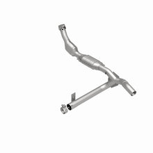 Cargar imagen en el visor de la galería, MagnaFlow Conv DF 01 Ford F150 5.4L