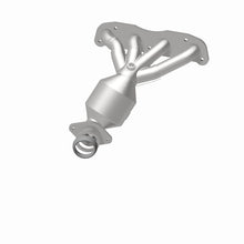 Cargar imagen en el visor de la galería, MagnaFlow Conv Direct Fit 09-14 Sentra 2.0L Manifold