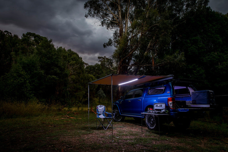 Kit de toldo ARB con luz de 8,2 pies x 8,2 pies (incluye luz instalada)