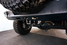 Cargar imagen en el visor de la galería, DV8 Offroad 07-21 Jeep Wrangler (JK/JL) Enganche atornillado sin luces