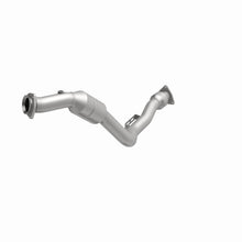 Cargar imagen en el visor de la galería, MagnaFlow Conv DF 04/06 VW Phaeton 4.2L Front Driver Side