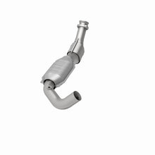 Cargar imagen en el visor de la galería, MagnaFlow Conv DF 97-98 Ford F-150 4.6L