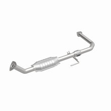 Cargar imagen en el visor de la galería, MagnaFlow Conv DF 00-04 Toyota Tundra V8 4.7L Gas