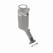 Cargar imagen en el visor de la galería, MagnaFlow Conv DF 04 Chevrolet Malibu 3.5L Passenger Side Front