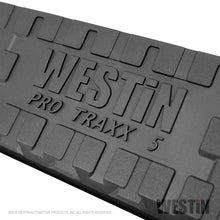 Cargar imagen en el visor de la galería, Westin 2019 Ram 1500 Crew Cab PRO TRAXX 5 W2W Barras de paso Nerf ovaladas - Acero inoxidable