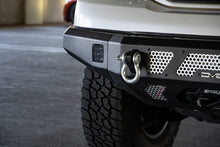 Cargar imagen en el visor de la galería, Parachoques delantero con cabrestante serie DV8 Offroad 03-09 Lexus GX 470 MTO
