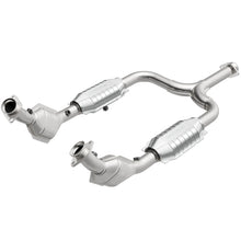 Cargar imagen en el visor de la galería, Magnaflow Conv DF 01-04 Ford Mustang 3.8L CA